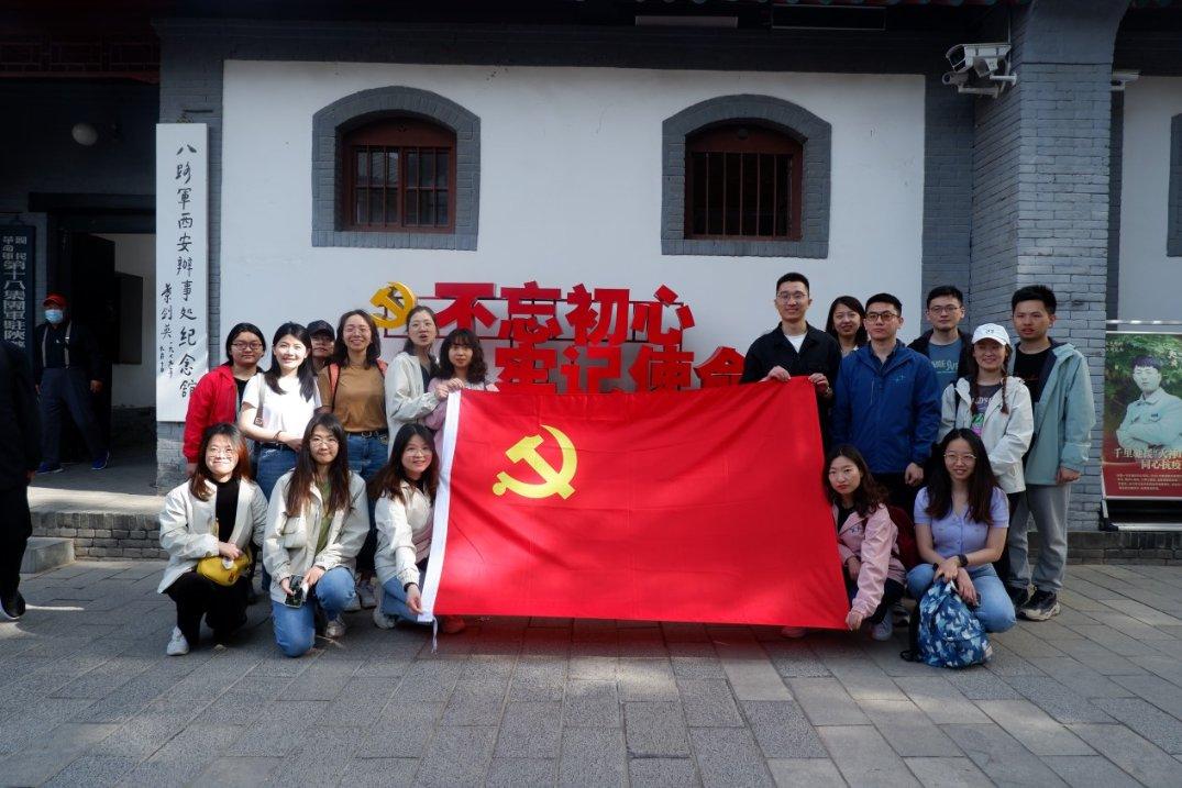 苏州工业园区阳浦路社区：浓浓腊八粥，慰问暖人心